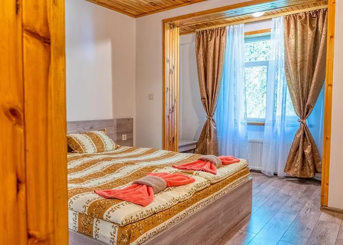 Pensjonat крушун - единствена на метри от водопадите, Krushun - The Only Just Meters From The Waterfalls