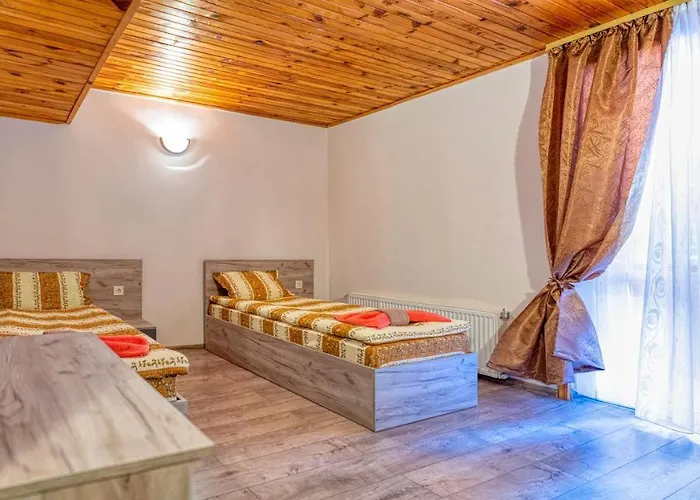 крушун - единствена на метри от водопадите, Krushun - The Only Just Meters From The Waterfalls