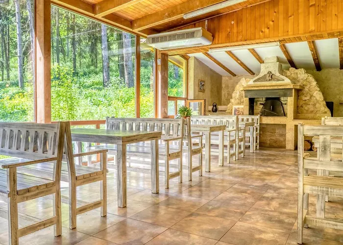 Pensjonat крушун - единствена на метри от водопадите, Krushun - The Only Just Meters From The Waterfalls Kruszuna