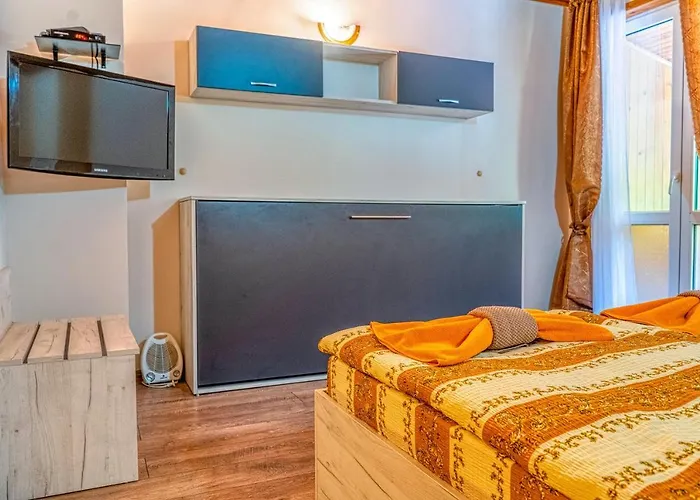 Pensjonat крушун - единствена на метри от водопадите, Krushun - The Only Just Meters From The Waterfalls 3*