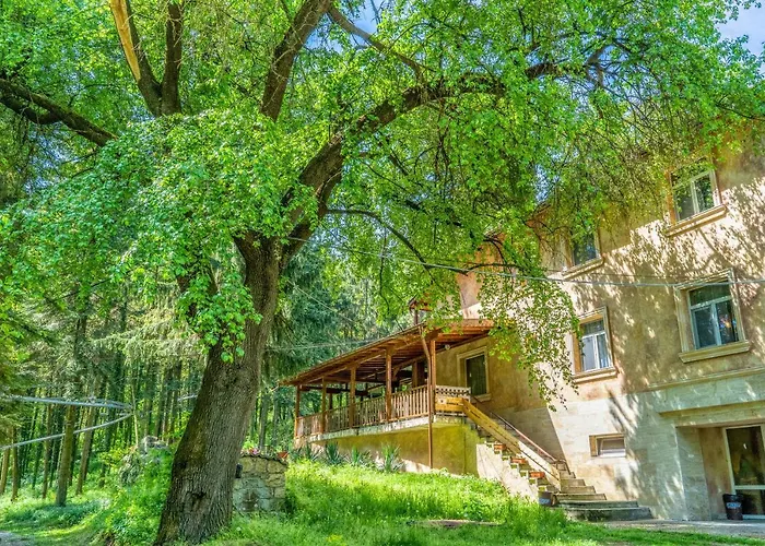 крушун - единствена на метри от водопадите, Krushun - The Only Just Meters From The Waterfalls Pensjonat Kruszuna