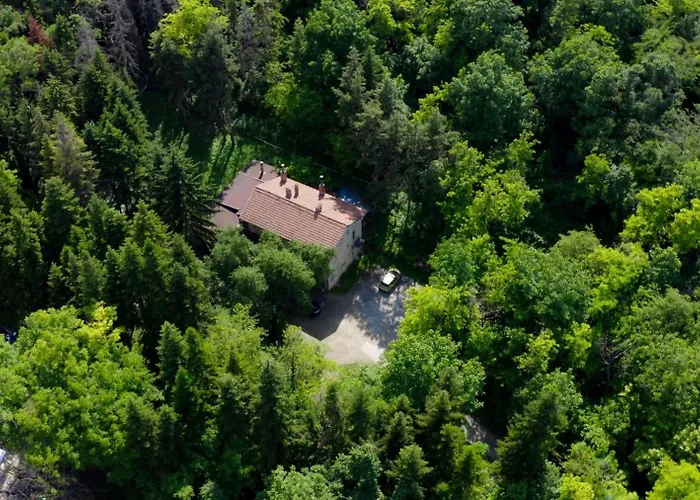 Pensjonat крушун - единствена на метри от водопадите, Krushun - The Only Just Meters From The Waterfalls 3*